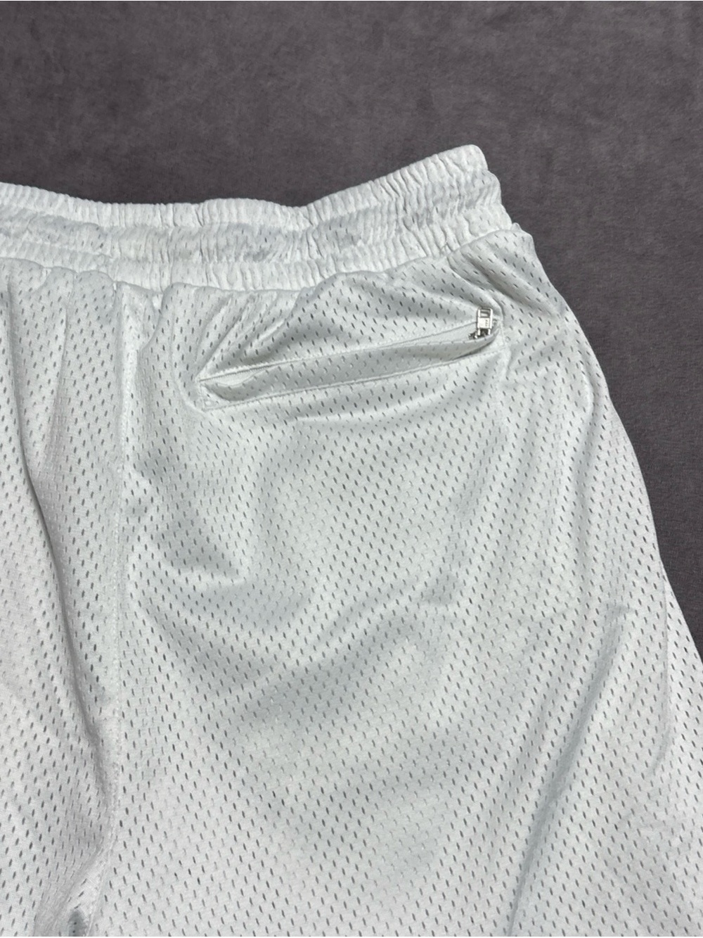 Kith Curtis Mesh Shorts White Script Logo Patch Gym Casual Men's Size Medium - Picture 10 of 13